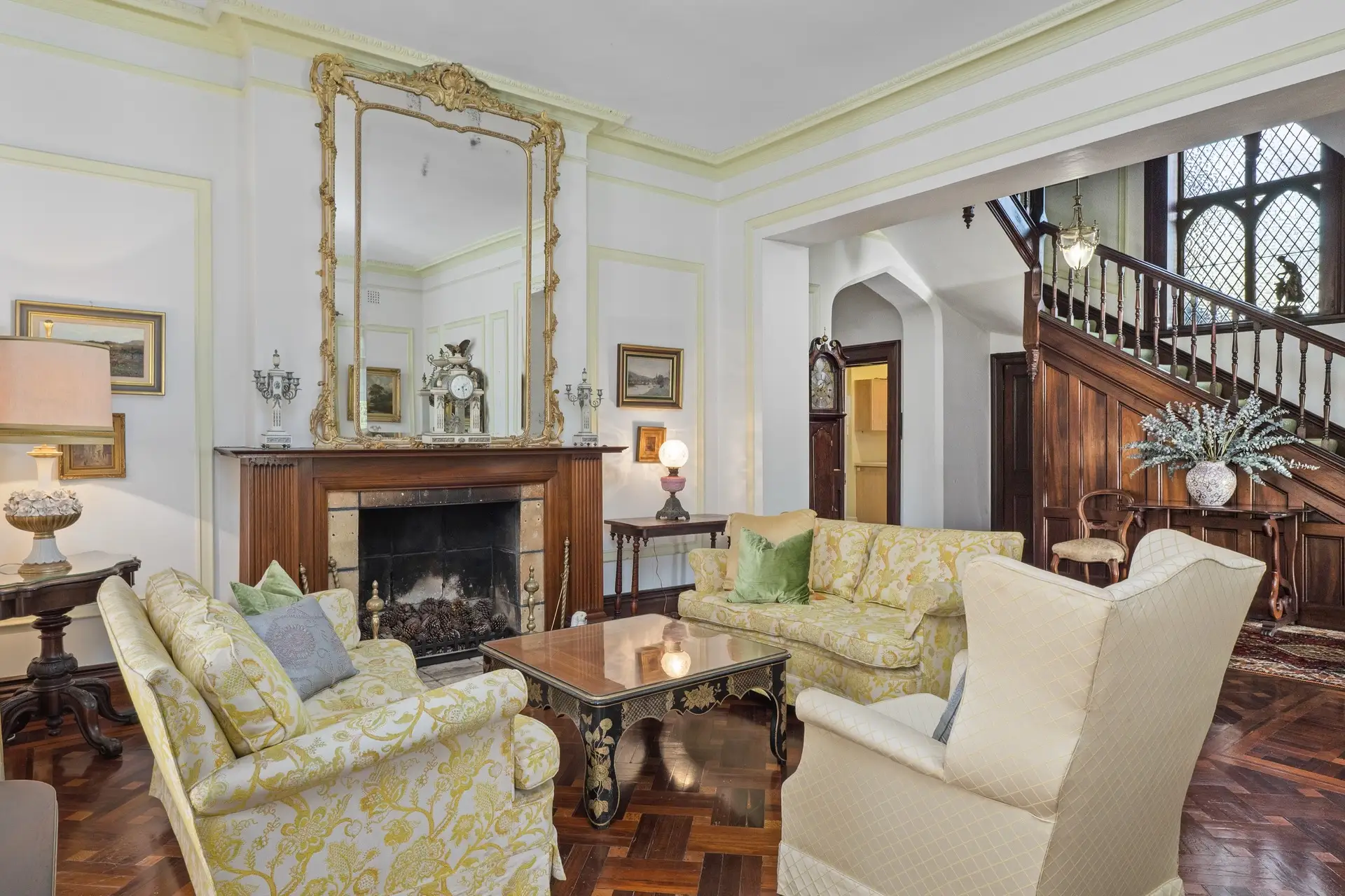 38 Roslyndale Avenue, Woollahra Sold by Bradfield Badgerfox - image 1