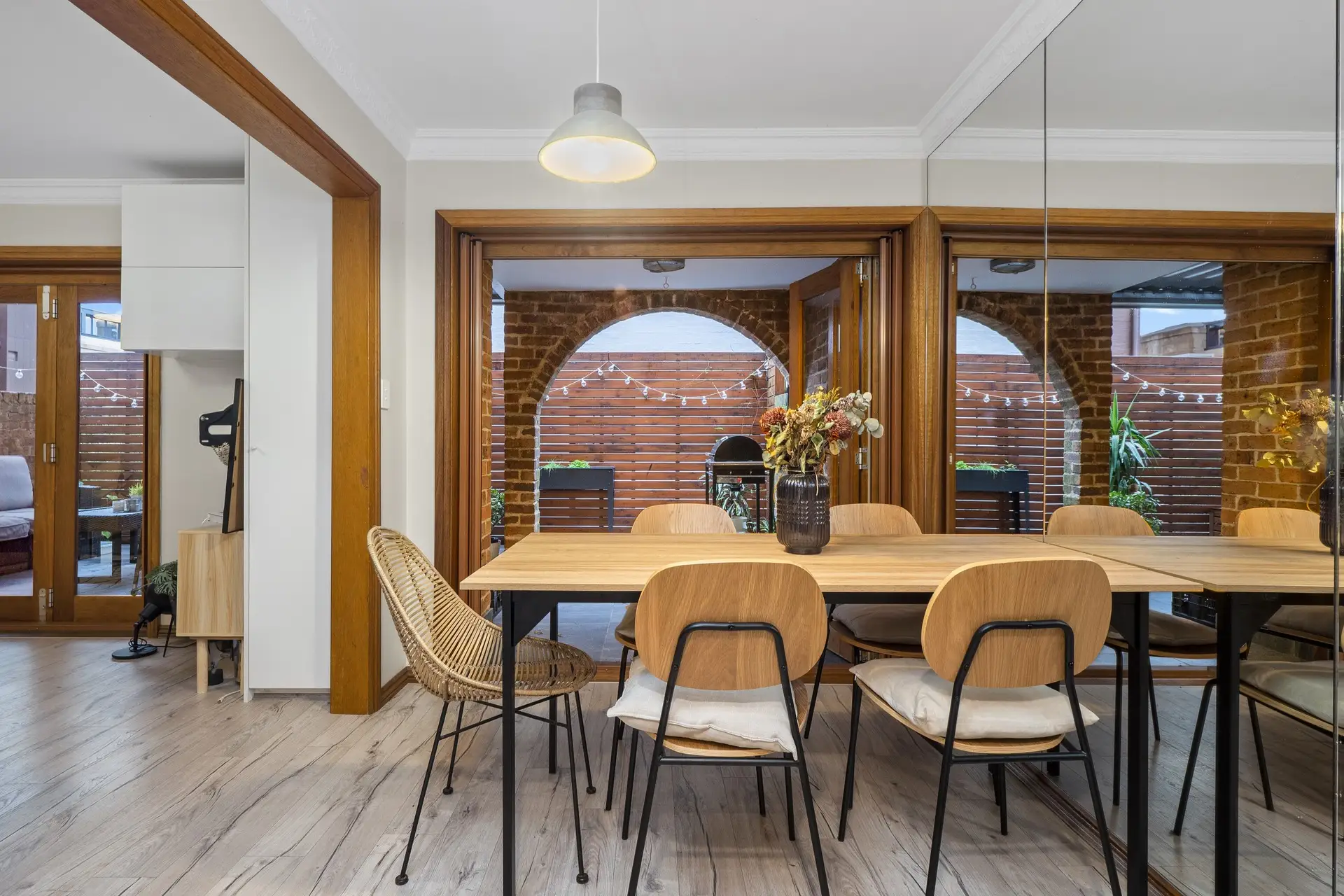 2/1B Darley Street, Darlinghurst Sold by Bradfield Badgerfox - image 1