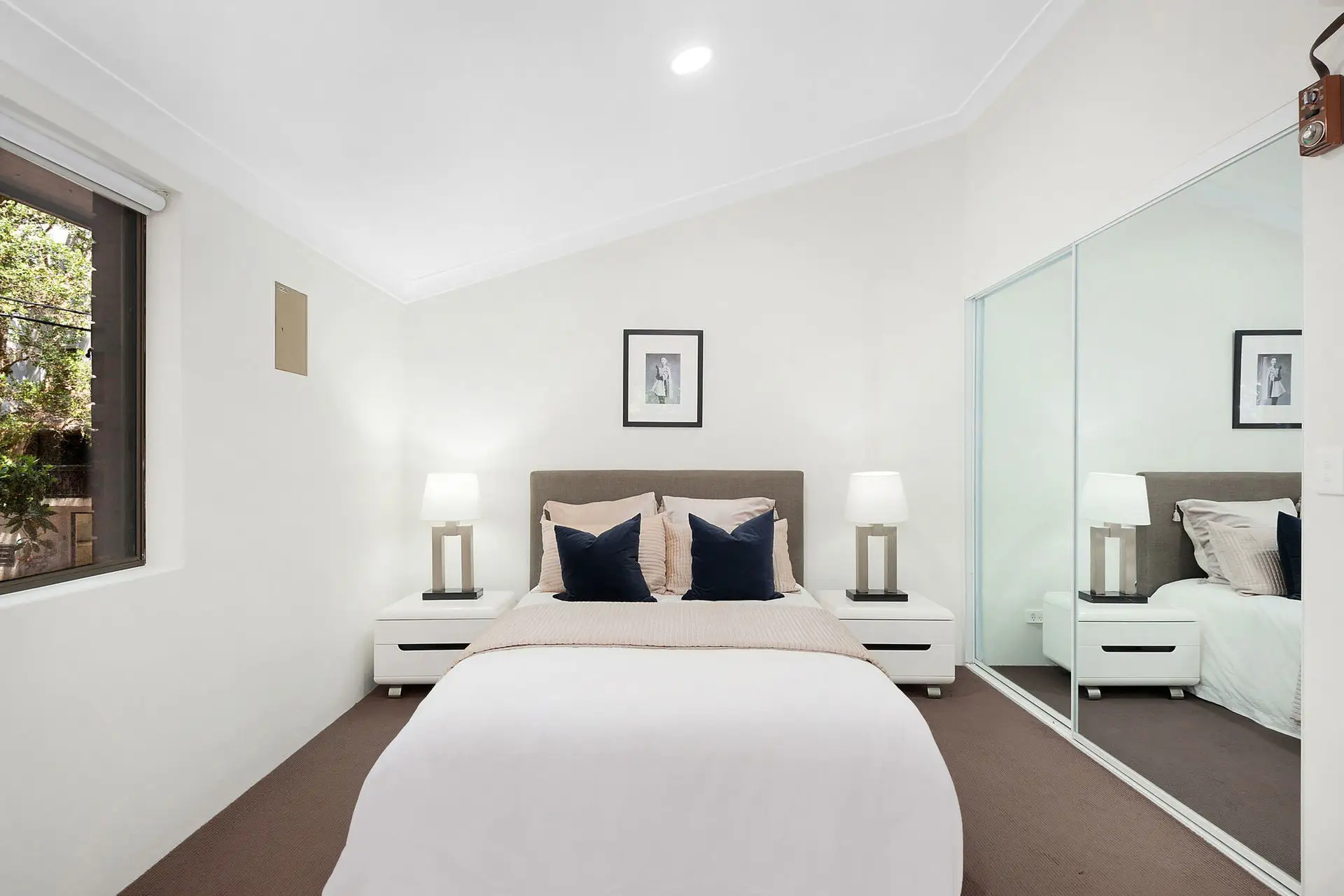 8 Daniels Street, Chippendale Sold by Bradfield Badgerfox - image 1