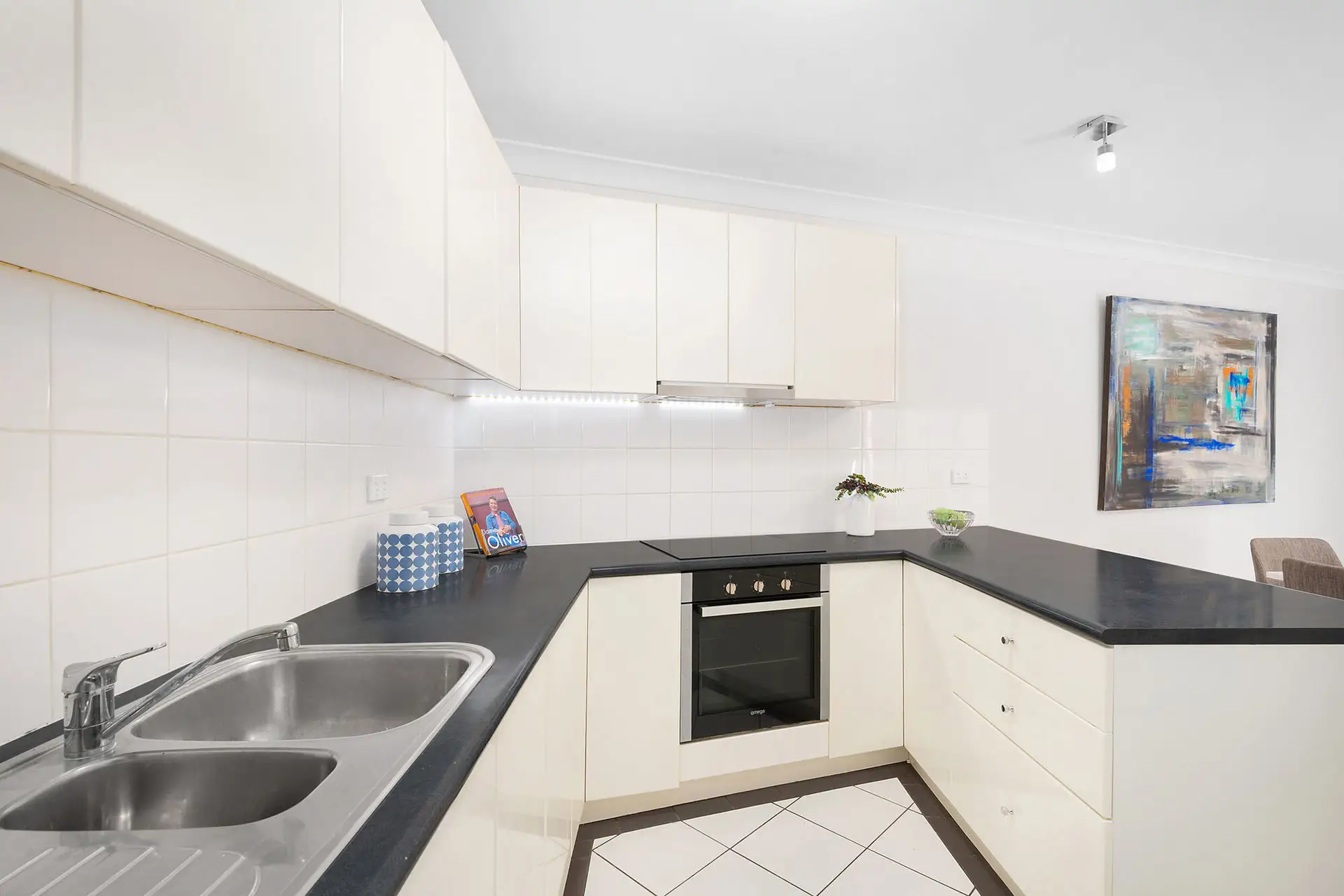 8 Daniels Street, Chippendale Sold by Bradfield Badgerfox - image 1
