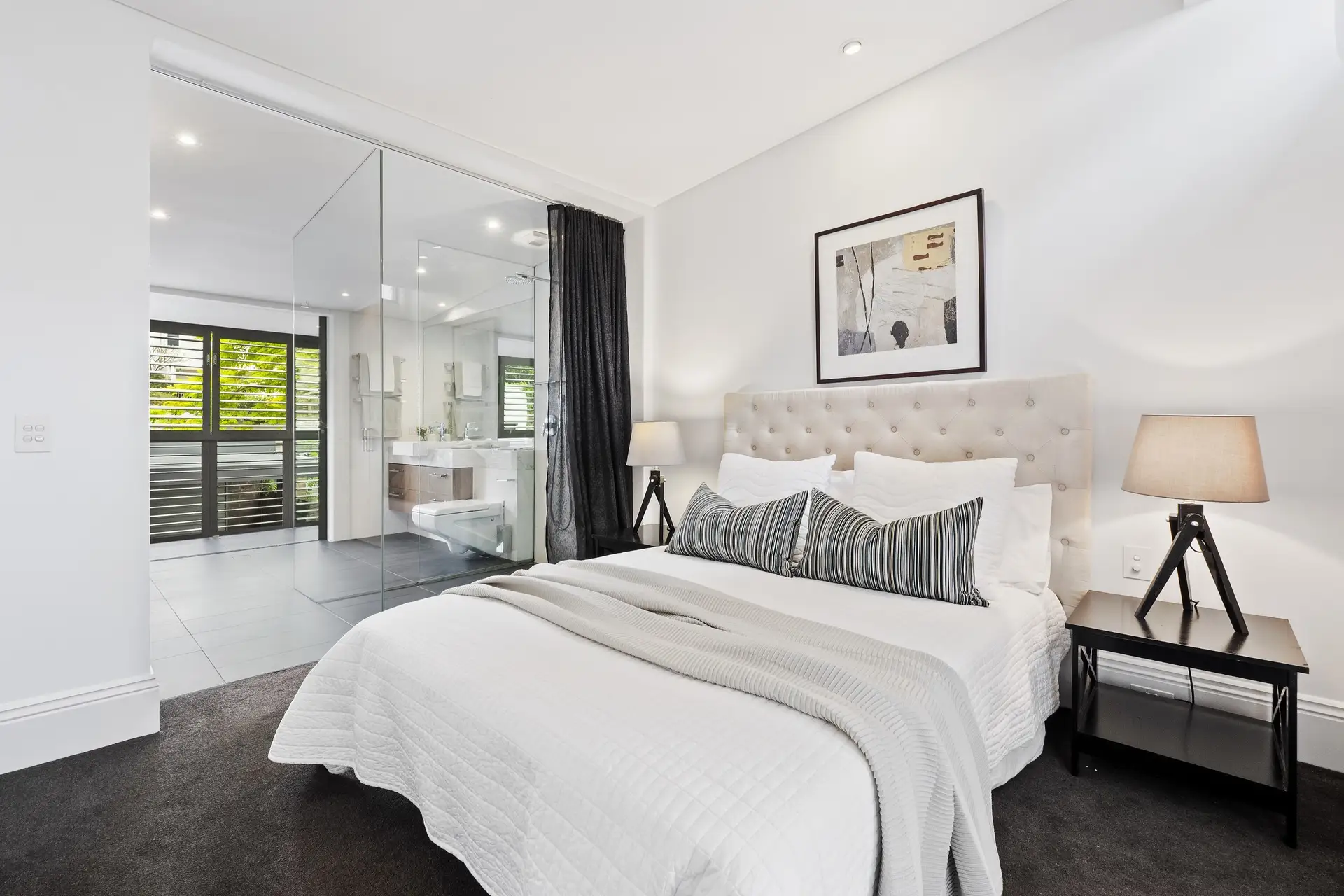 28 Alexander Street, Paddington Sold by Bradfield Badgerfox - image 1