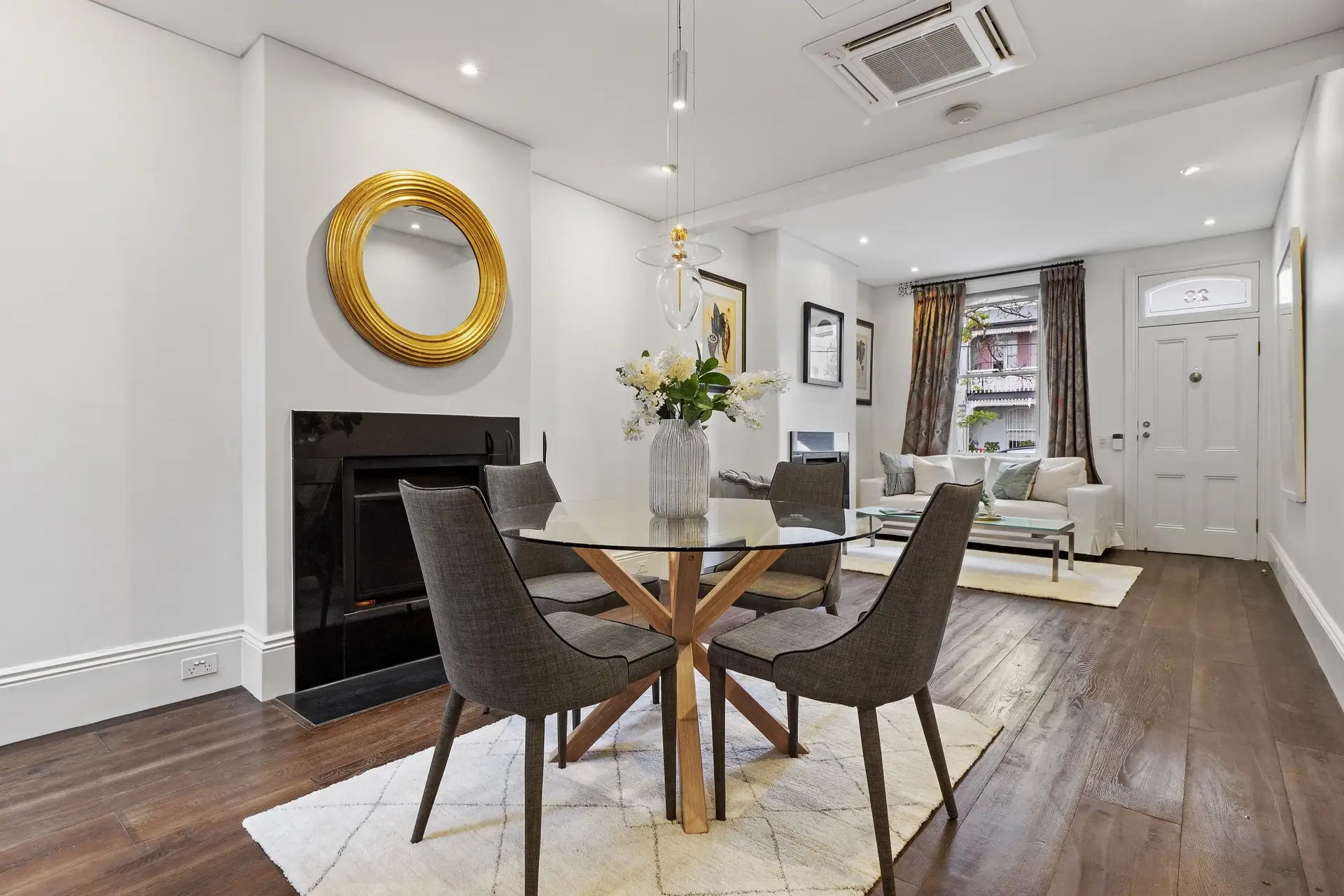 28 Alexander Street, Paddington Sold by Bradfield Badgerfox - image 1