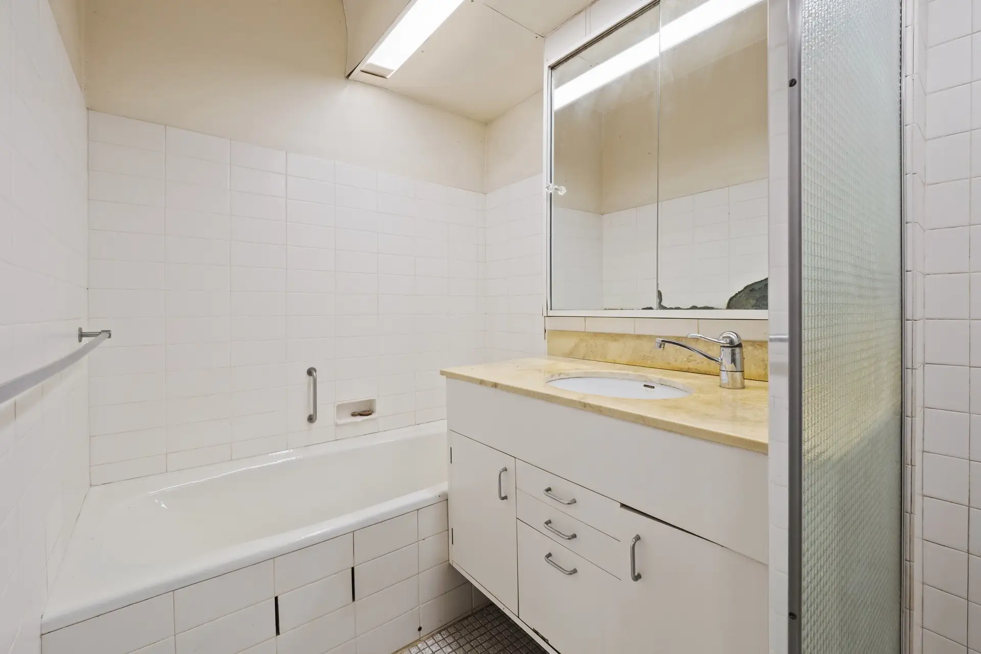 8/351 Edgecliff Road, Edgecliff Sold by Bradfield Badgerfox - image 1