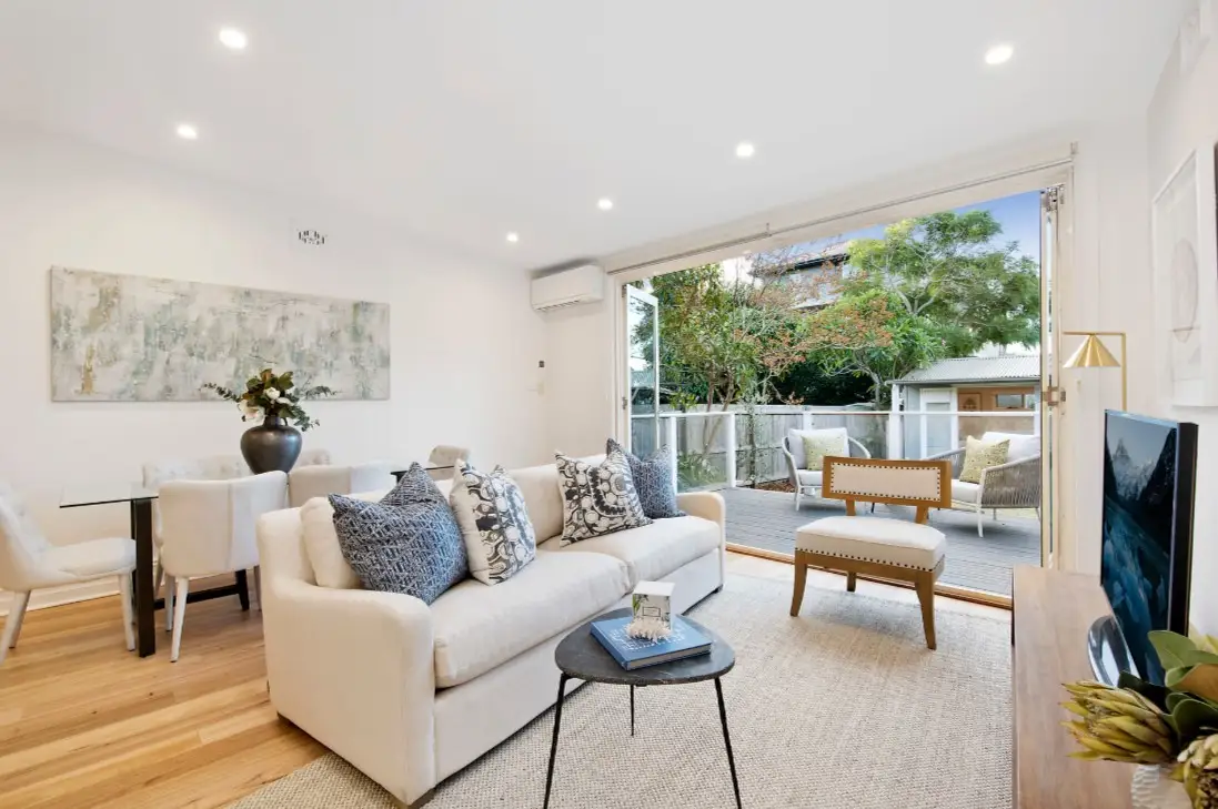 18 Grosvenor Street, Kensington Sold by Bradfield Badgerfox - image 1