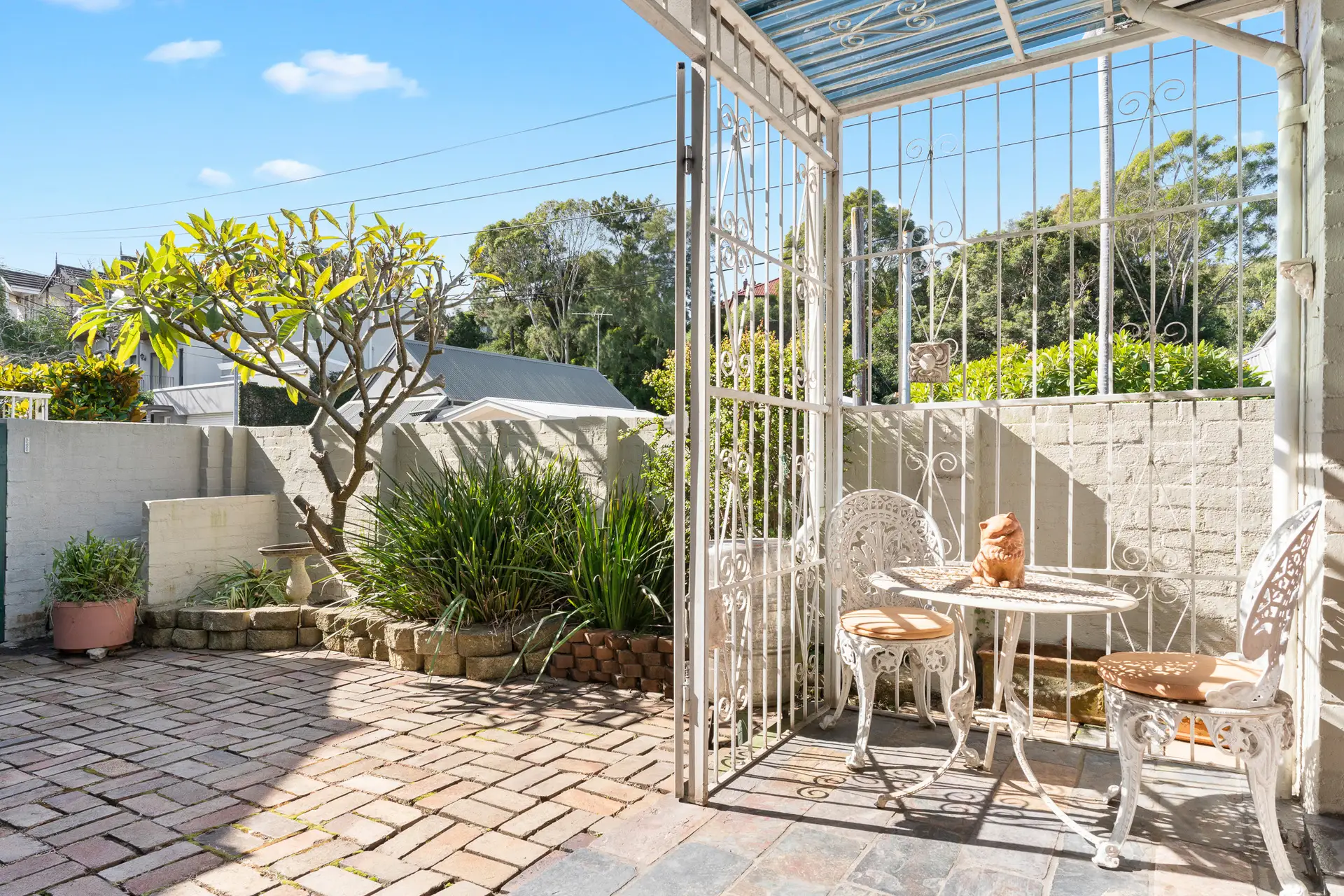 34 Cuthbert Street, Queens Park Sold by Bradfield Badgerfox - image 1
