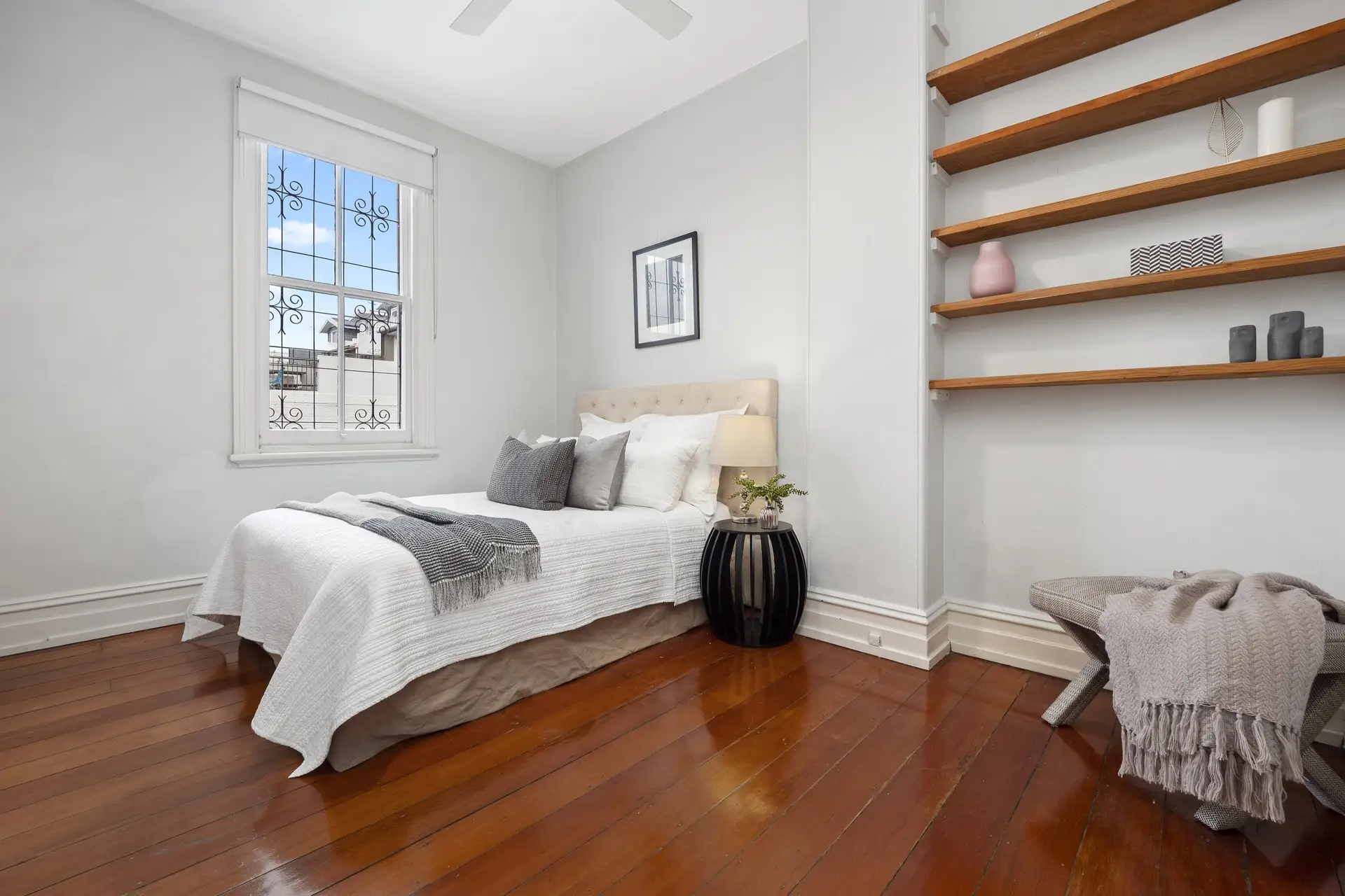 42 Heeley Street, Paddington Sold by Bradfield Badgerfox - image 1