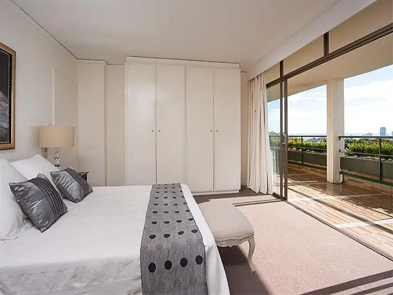 36/16-18 Rosemont Avenue (also 93-95 Ocean St), Woollahra Sold by Bradfield Badgerfox - image 1