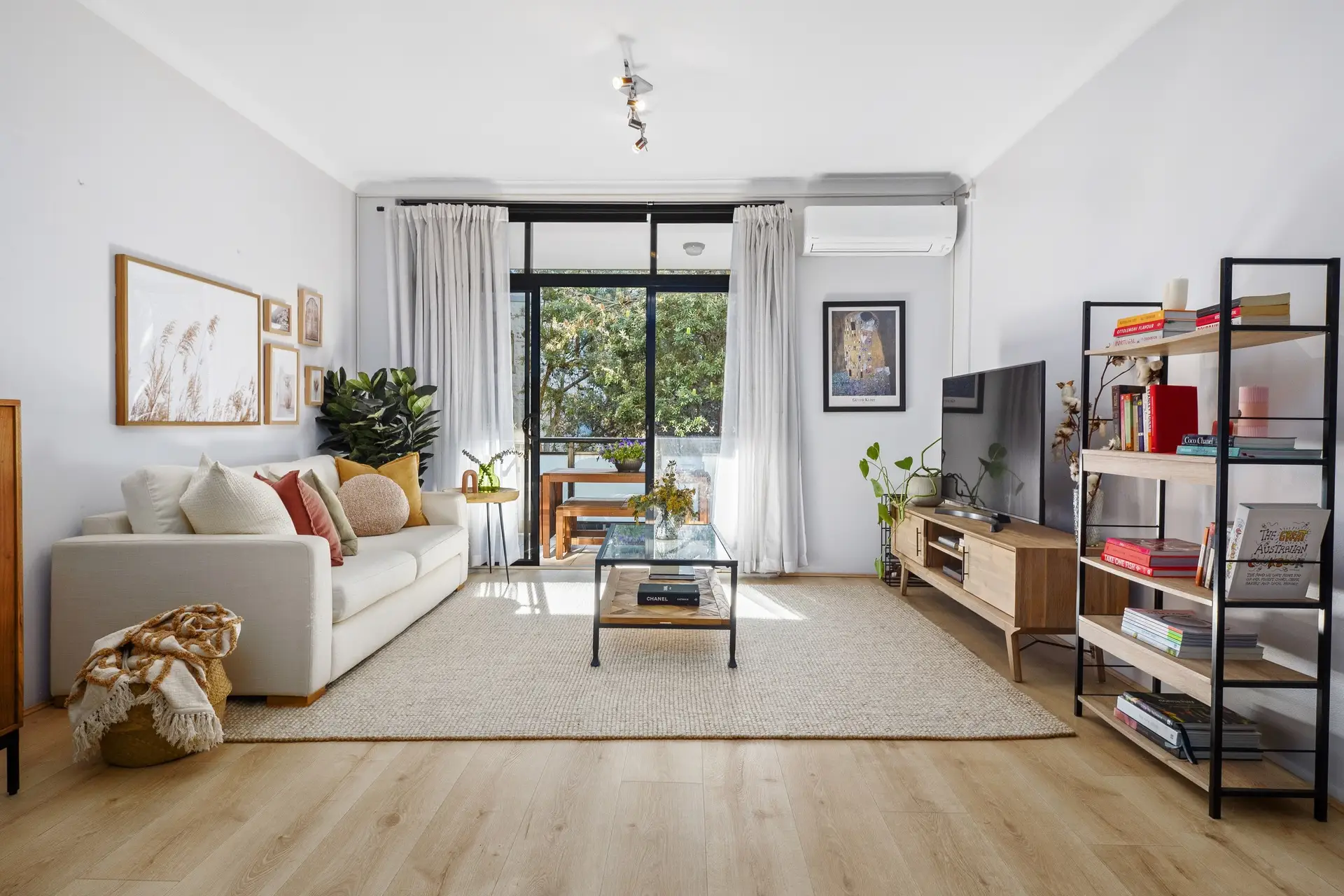 64/52-54 McEvoy Street, Waterloo Sold by Bradfield Badgerfox - image 1