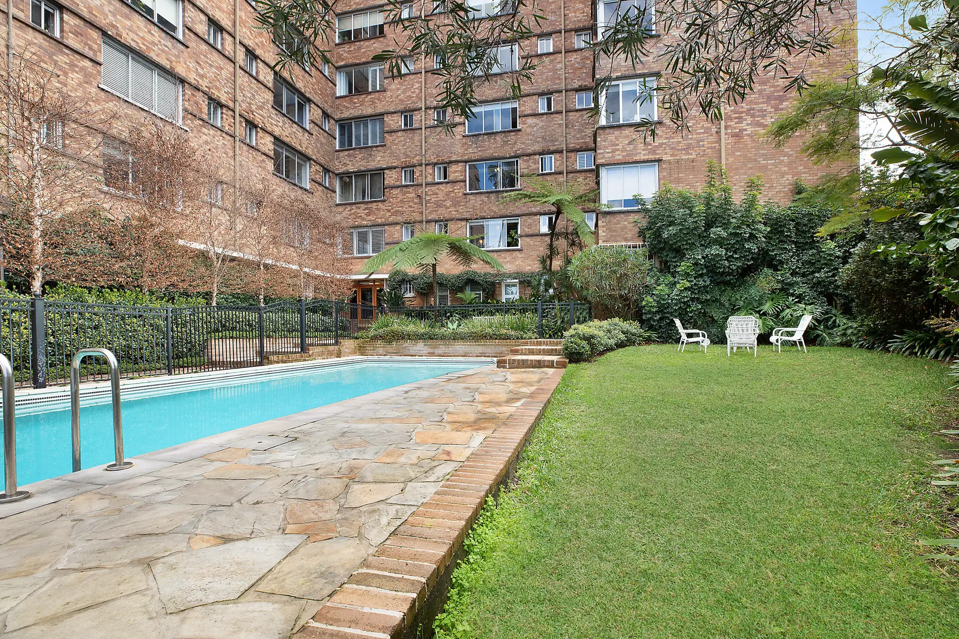 38/4 Ward Avenue, Elizabeth Bay Sold by Bradfield Badgerfox - image 1
