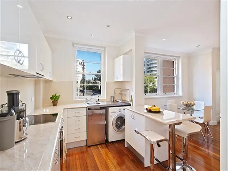 6/220-222 New South Head Road, Edgecliff Sold by Bradfield Badgerfox - image 1