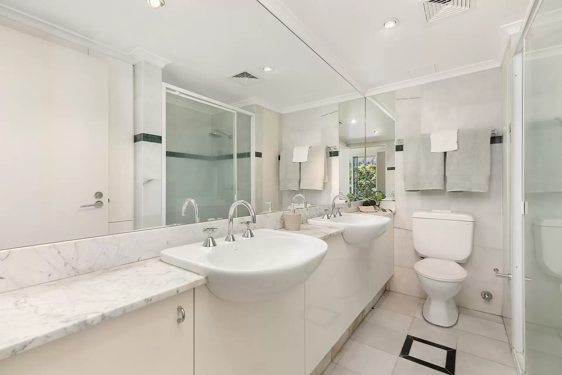 6/29-31 Waratah Street, Rushcutters Bay Sold by Bradfield Badgerfox - image 1