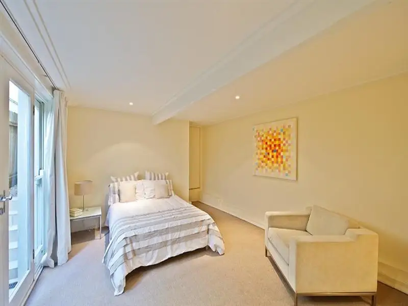 117 Newland Street, Queens Park Sold by Bradfield Badgerfox - image 1