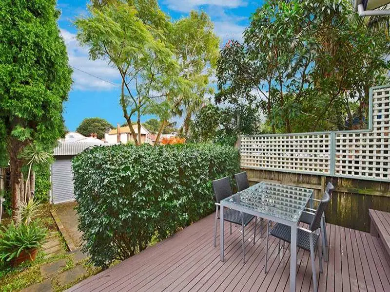117 Newland Street, Queens Park Sold by Bradfield Badgerfox - image 1