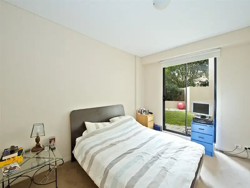 4/197 Birrell Street, Bronte Sold by Bradfield Badgerfox - image 1
