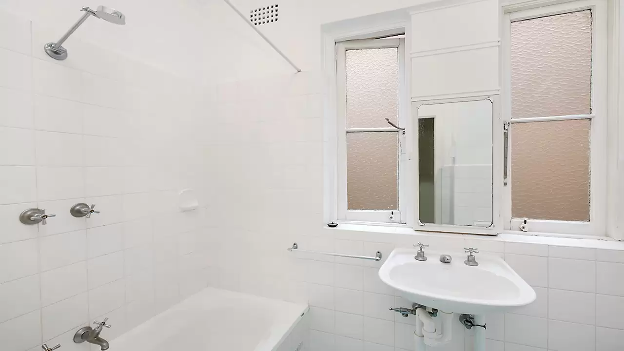 15/233 Edgecliff Road, Woollahra Leased by Bradfield Badgerfox - image 1