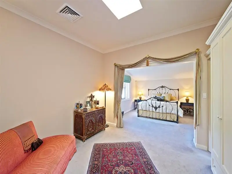 79 Beresford Road, Bellevue Hill Sold by Bradfield Badgerfox - image 1