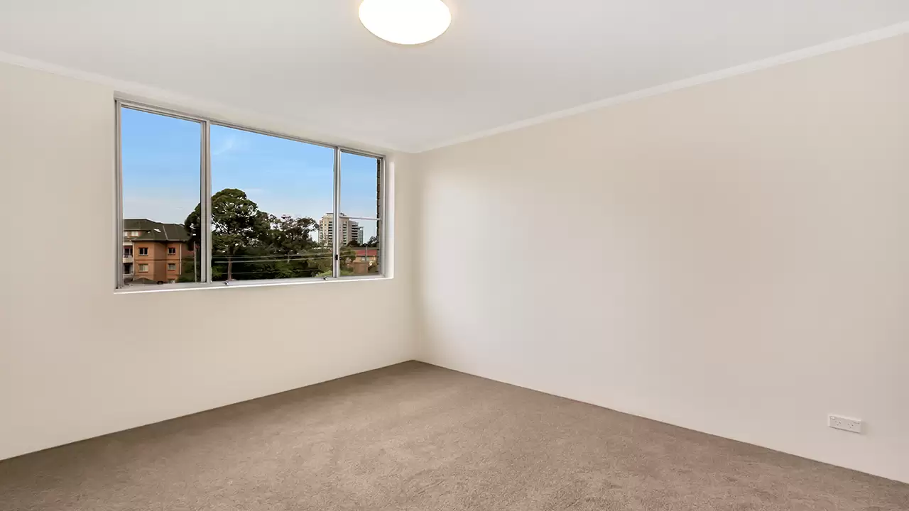 27/822 Pacific Highway, Chatswood Leased by Bradfield Badgerfox - image 1