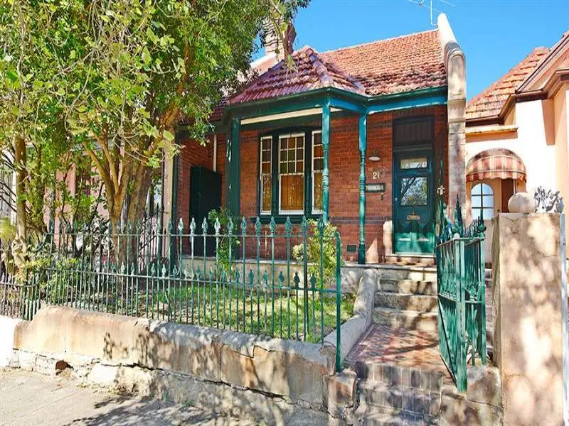 21 Kenilworth Street, Bondi Junction Sold by Bradfield Badgerfox - image 1