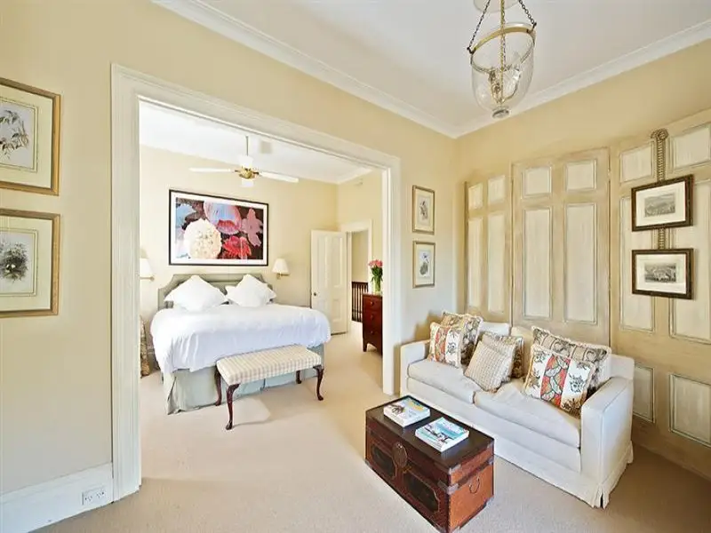 77 Holdsworth Street, Woollahra Sold by Bradfield Badgerfox - image 1