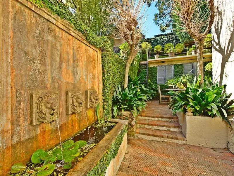 77 Holdsworth Street, Woollahra Sold by Bradfield Badgerfox - image 1