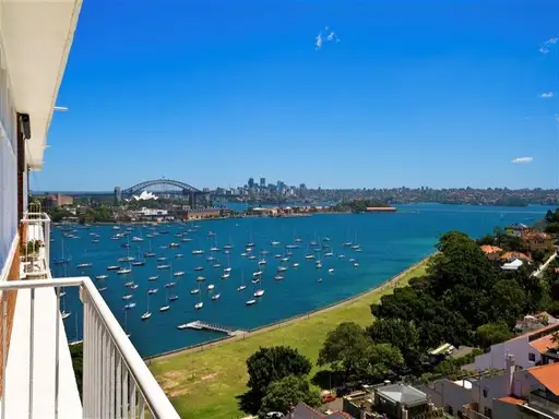 112/11 Yarranabbe Road, Darling Point Sold by Bradfield Badgerfox