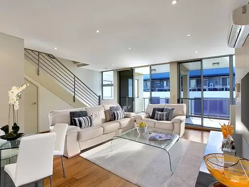 143/635 Gardeners Road, Mascot Leased by Bradfield Badgerfox