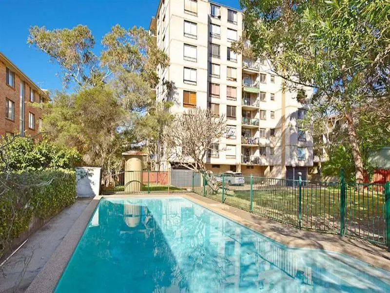 5A/39-41 Penkivil Street, Bondi Sold by Bradfield Badgerfox - image 1