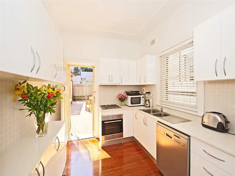 2/38 Marcel Avenue, Clovelly Sold by Bradfield Badgerfox - image 1