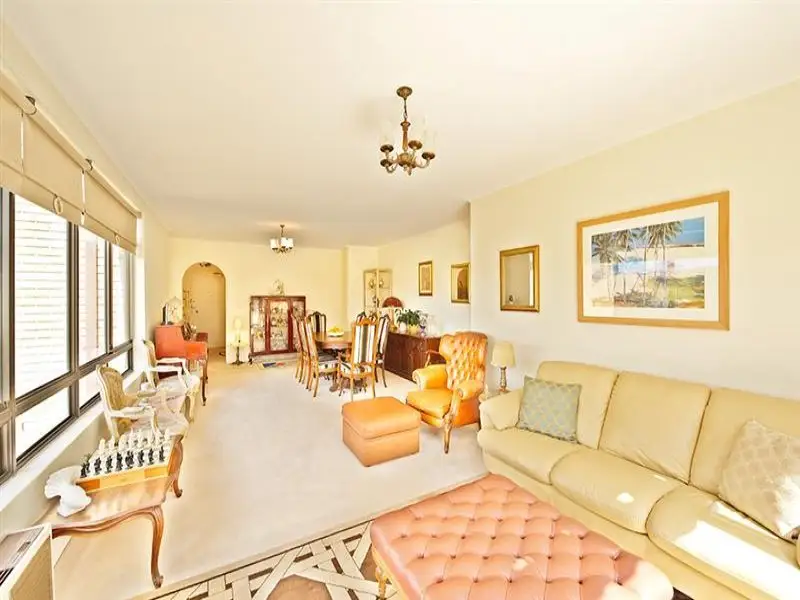 12/31 Ocean Avenue (enter Via 16 Greenoaks Ave), Darling Point Sold by Bradfield Badgerfox - image 1