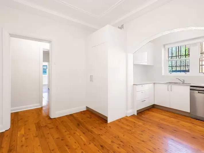 2/139 Bronte Road, Queens Park Leased by Bradfield Badgerfox - image 1