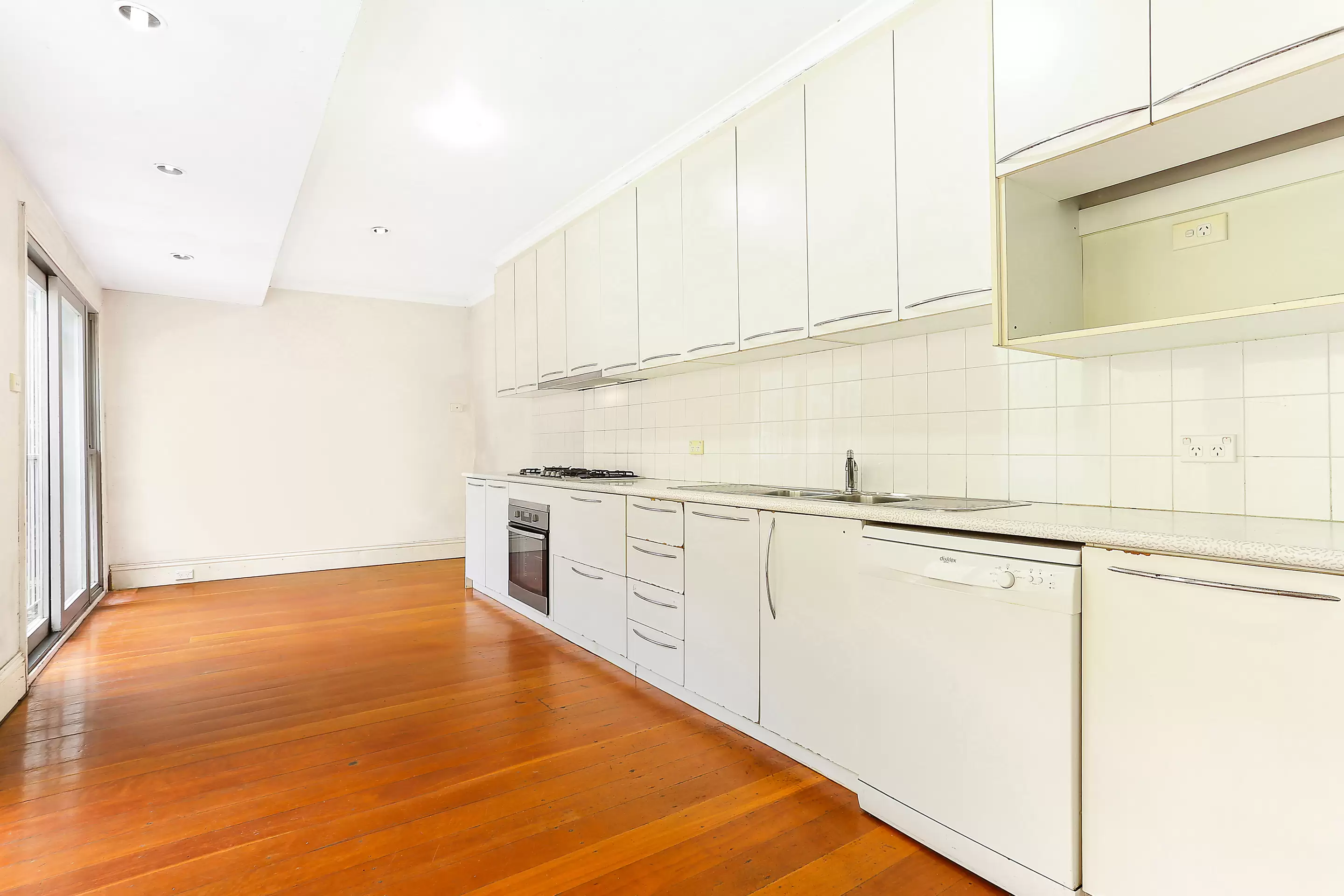 445 Liverpool Street, Darlinghurst Leased by Bradfield Badgerfox - image 1