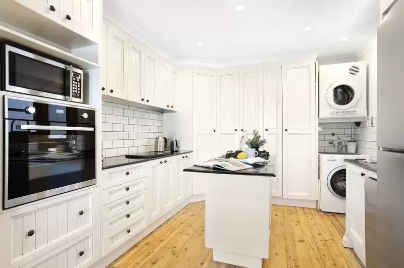 11 Bennett Place, Maroubra Leased by Bradfield Badgerfox - image 1