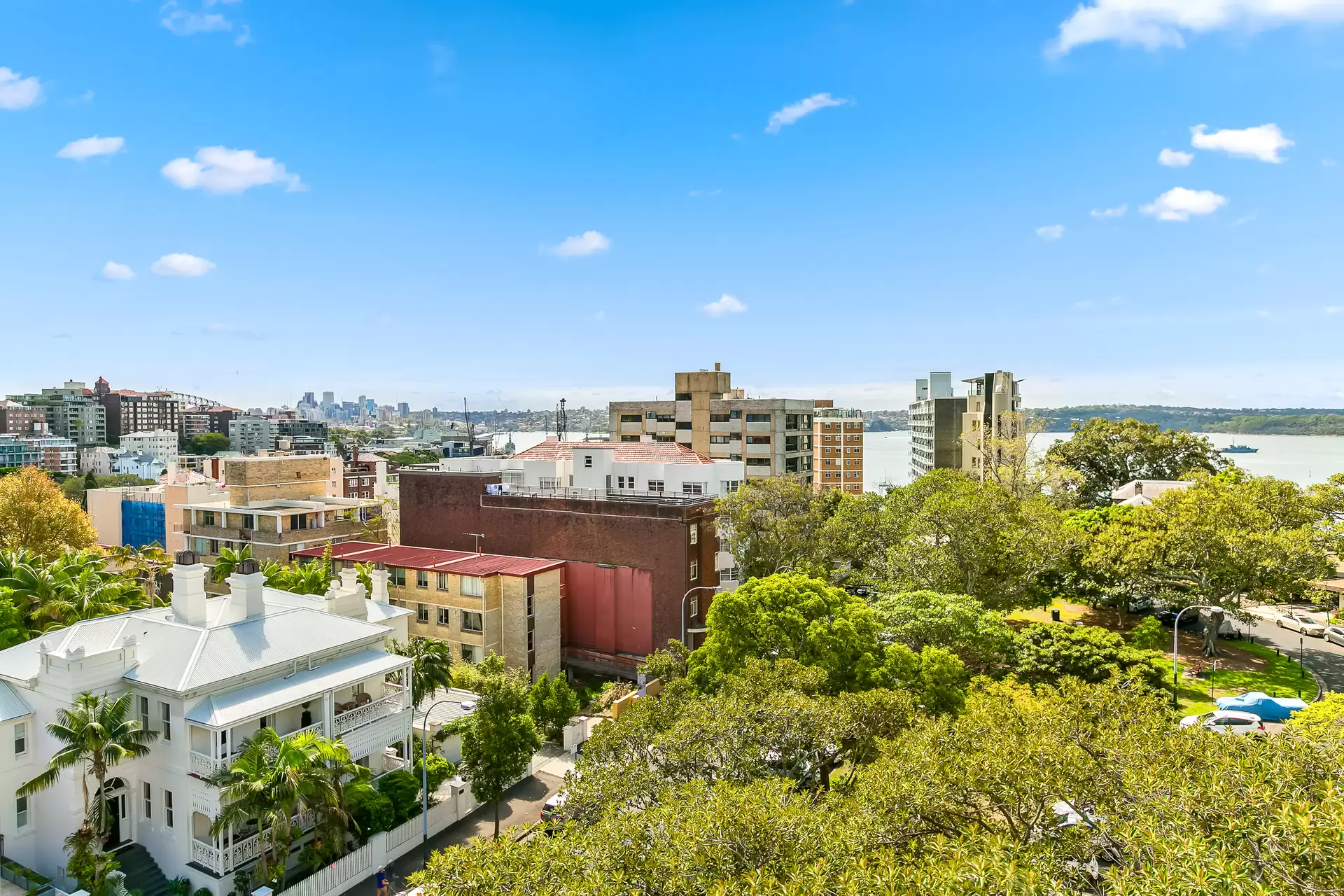 71/71 Elizabeth Bay Road, Elizabeth Bay Leased by Bradfield Badgerfox - image 1
