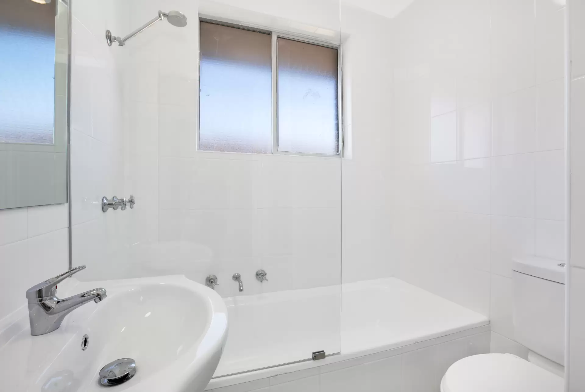 8/294 Birrell Street, Bondi Leased by Bradfield Badgerfox - image 1