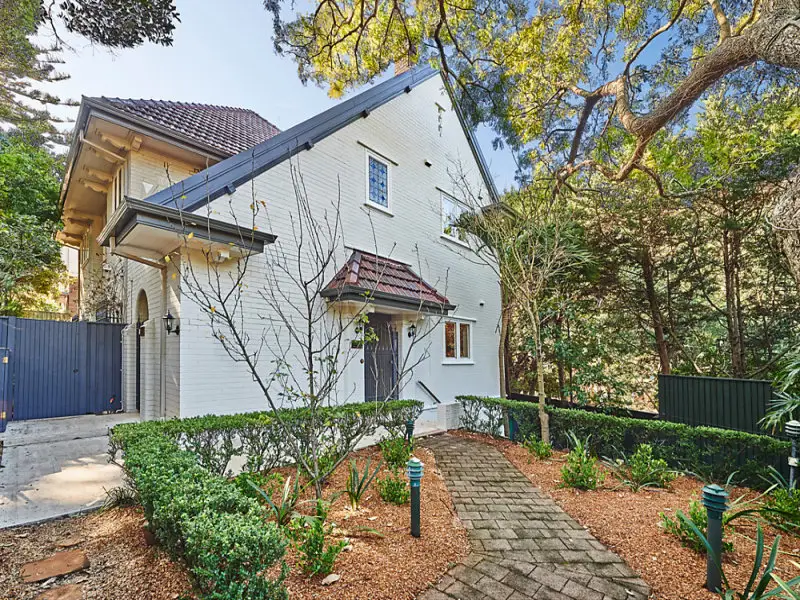 1a Wolseley Road, Point Piper Sold by Bradfield Badgerfox - image 1