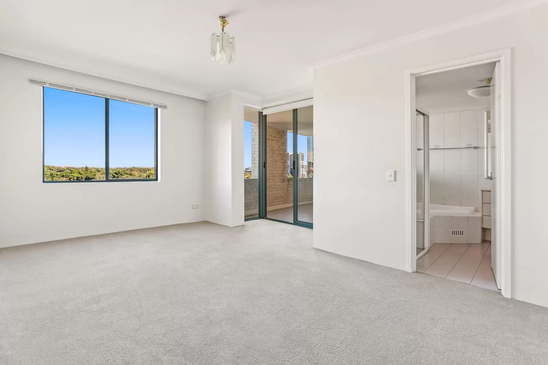 705/93 Brompton Road, Kensington Leased by Bradfield Badgerfox - image 1