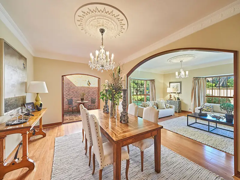 4 WOLSELEY Road, Point Piper Sold by Bradfield Badgerfox - image 1