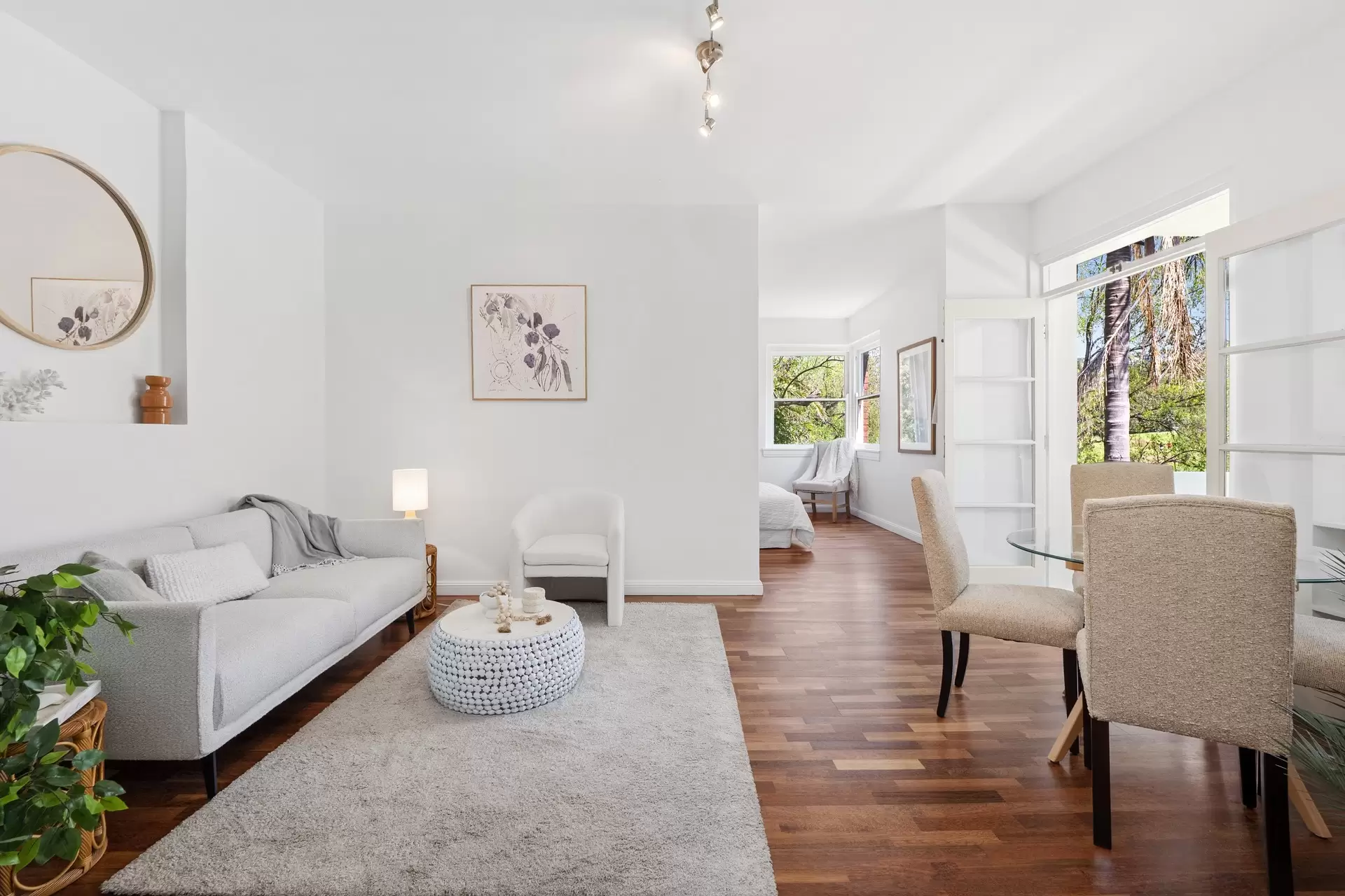 8/15 Manion Avenue, Rose Bay Sold by Bradfield Badgerfox - image 1