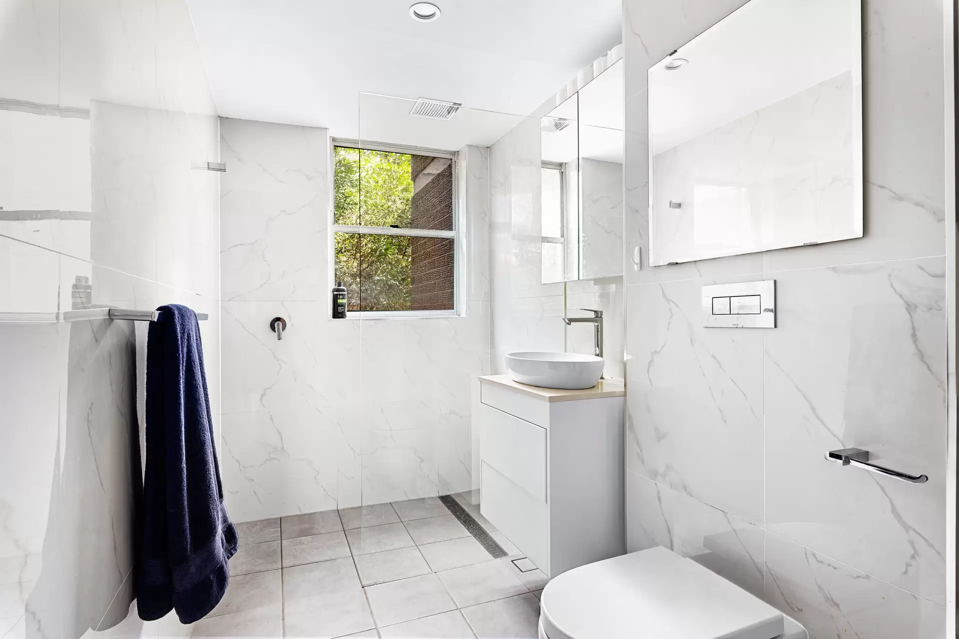 23/4 Mitchell Road, Darling Point Sold by Bradfield Badgerfox - image 1