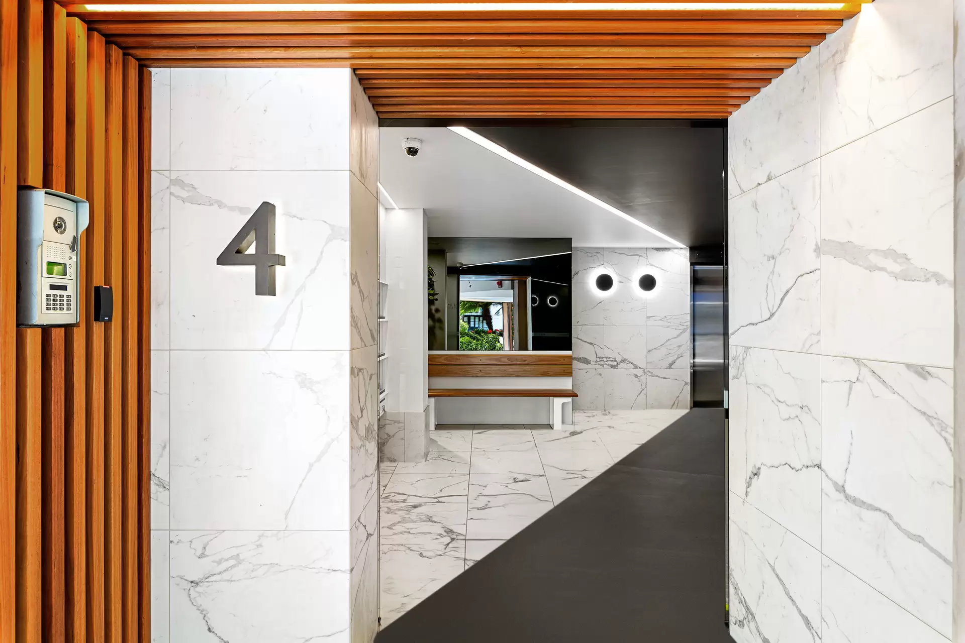 23/4 Mitchell Road, Darling Point Sold by Bradfield Badgerfox - image 1