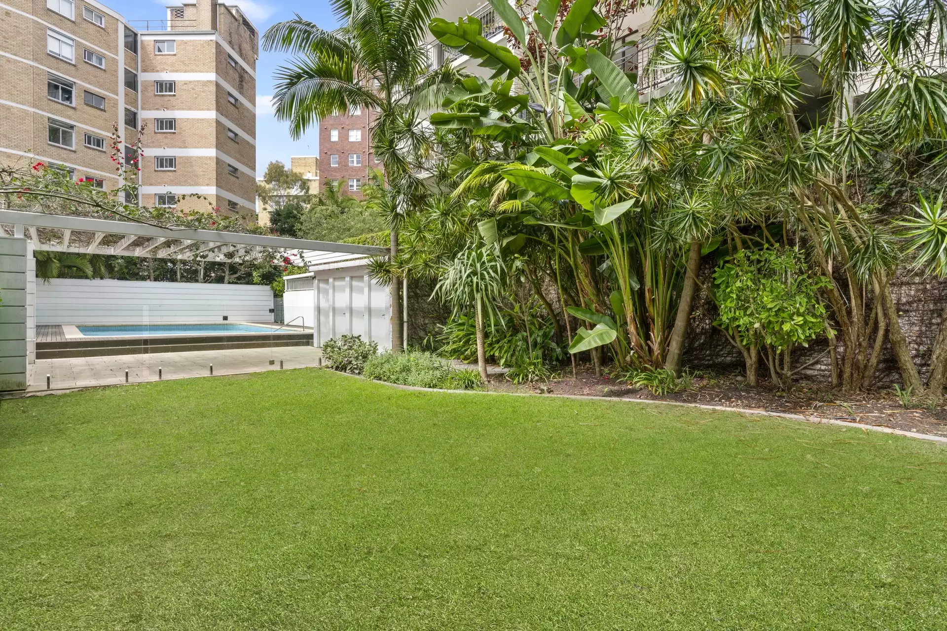 6E/20-22 Onslow Avenue, Elizabeth Bay Sold by Bradfield Badgerfox - image 1