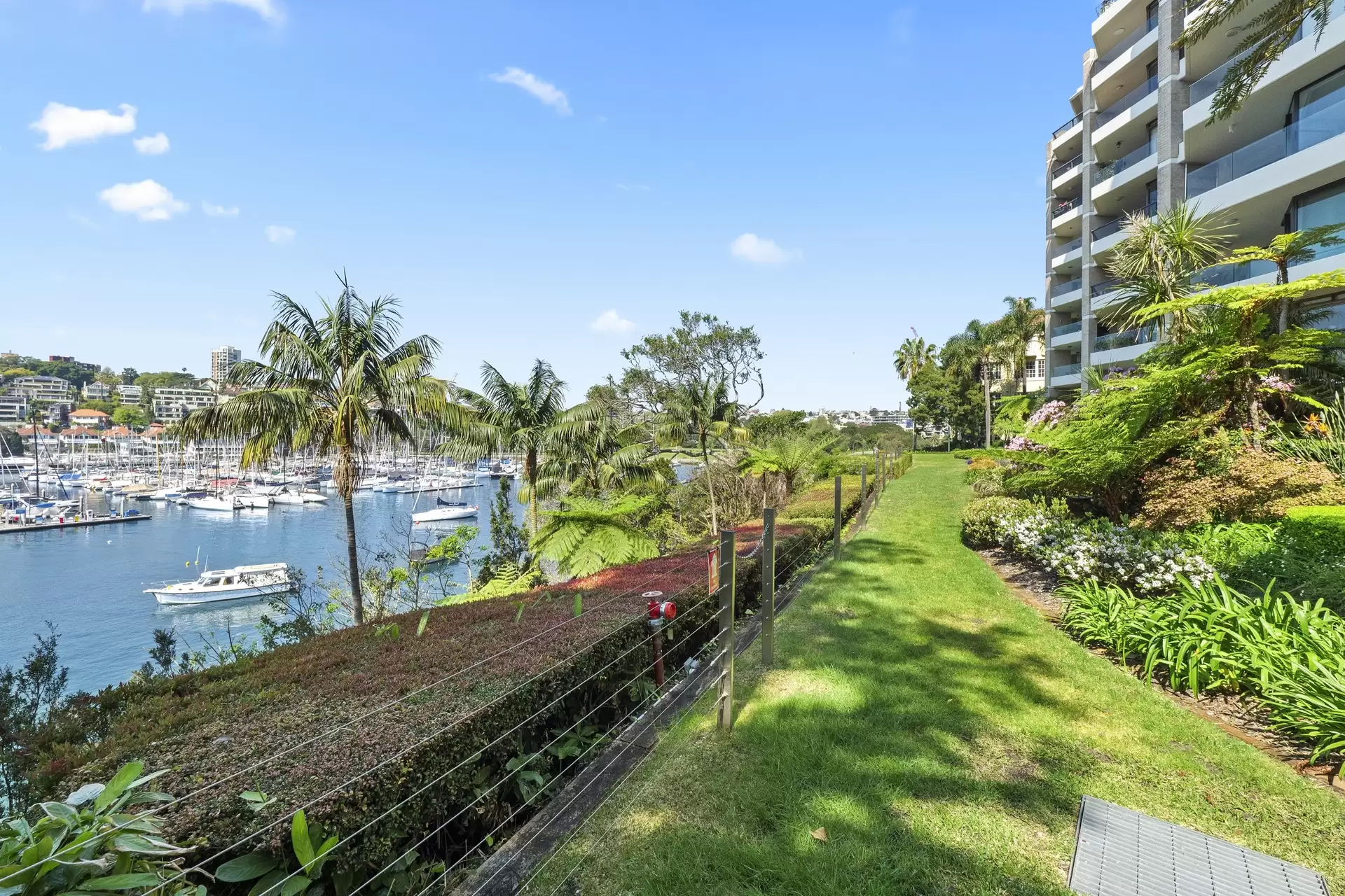 23/93 Elizabeth Bay Road, Elizabeth Bay Sold by Bradfield Badgerfox - image 1