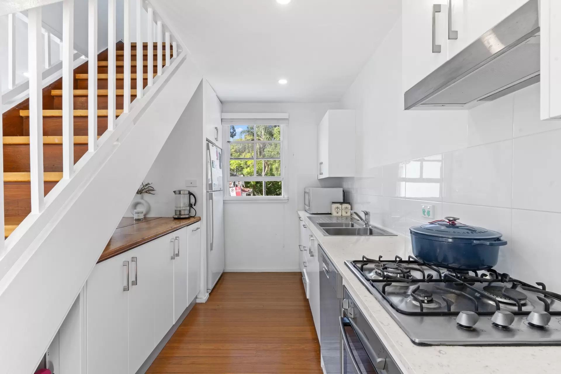 5 Sutherland Avenue, Paddington Sold by Bradfield Badgerfox - image 1