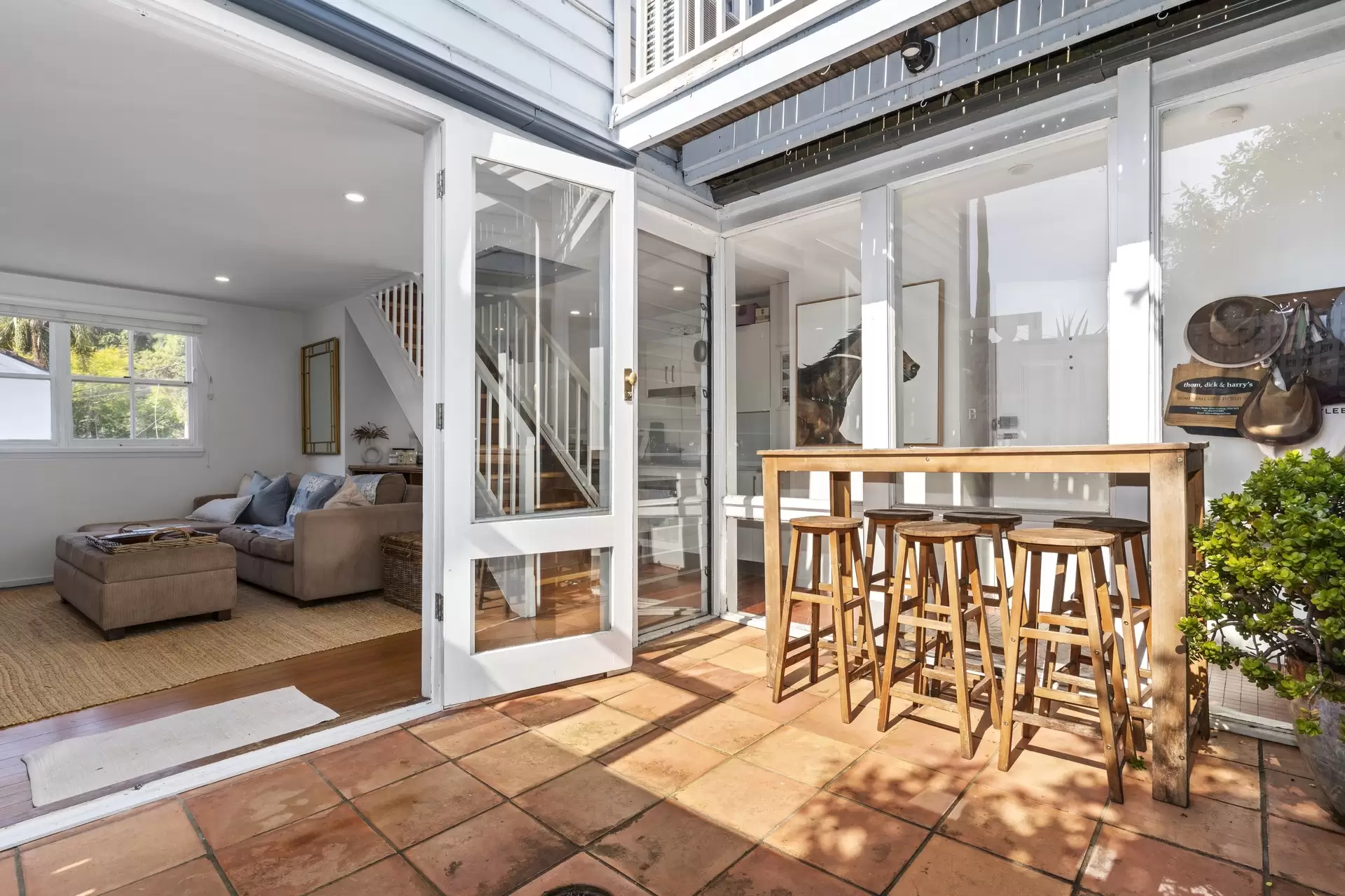 5 Sutherland Avenue, Paddington Sold by Bradfield Badgerfox - image 1