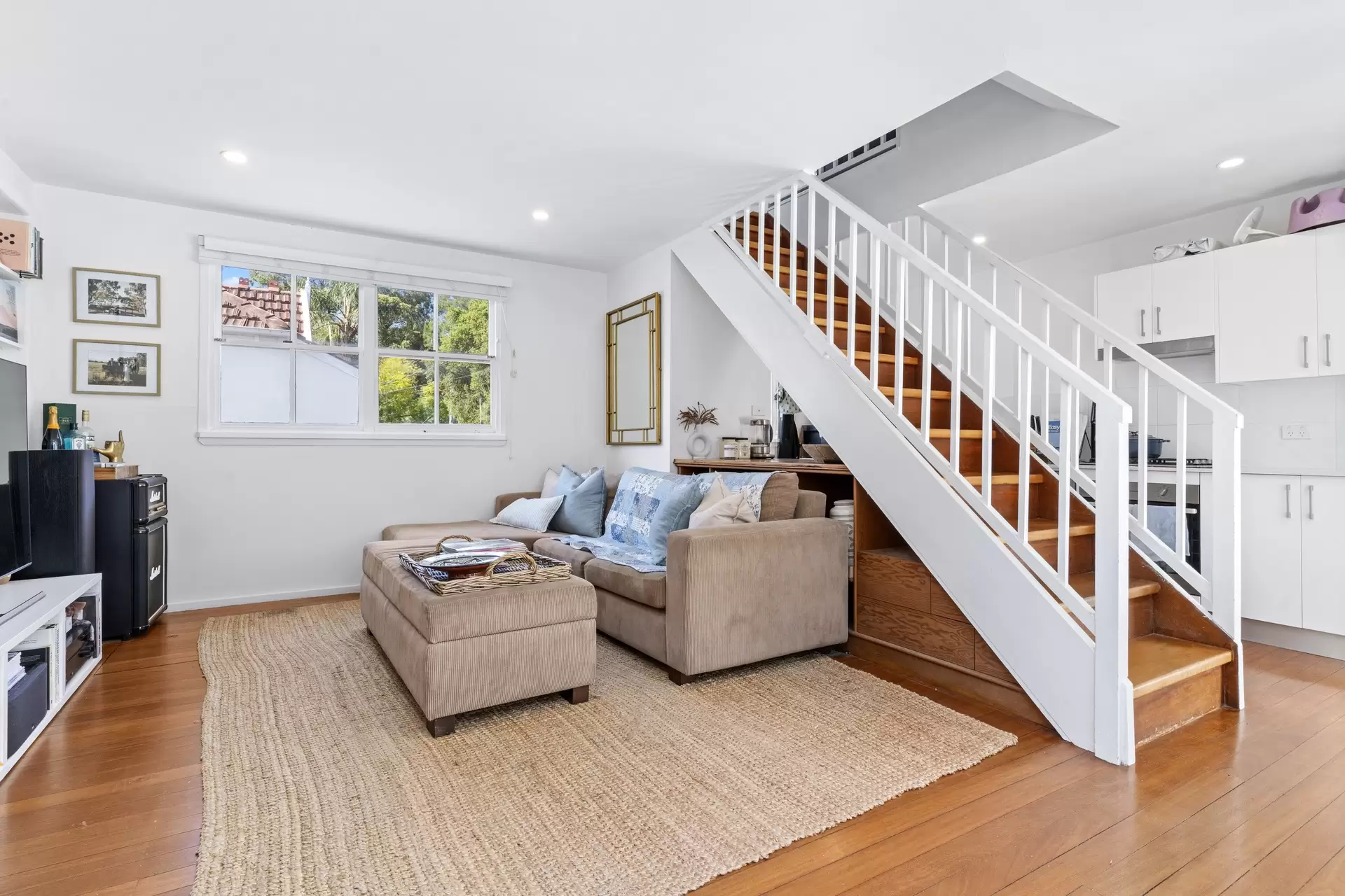 5 Sutherland Avenue, Paddington Sold by Bradfield Badgerfox - image 1