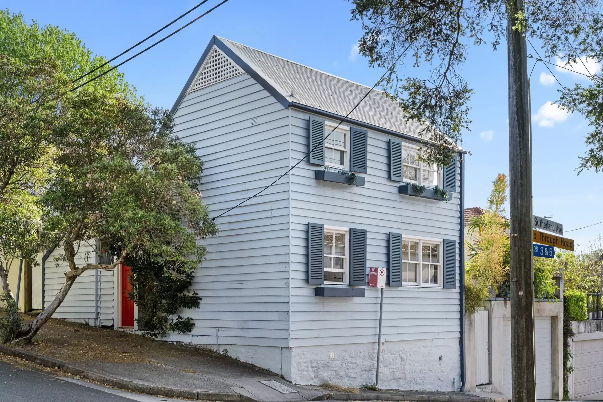5 Sutherland Avenue, Paddington Sold by Bradfield Badgerfox - image 1