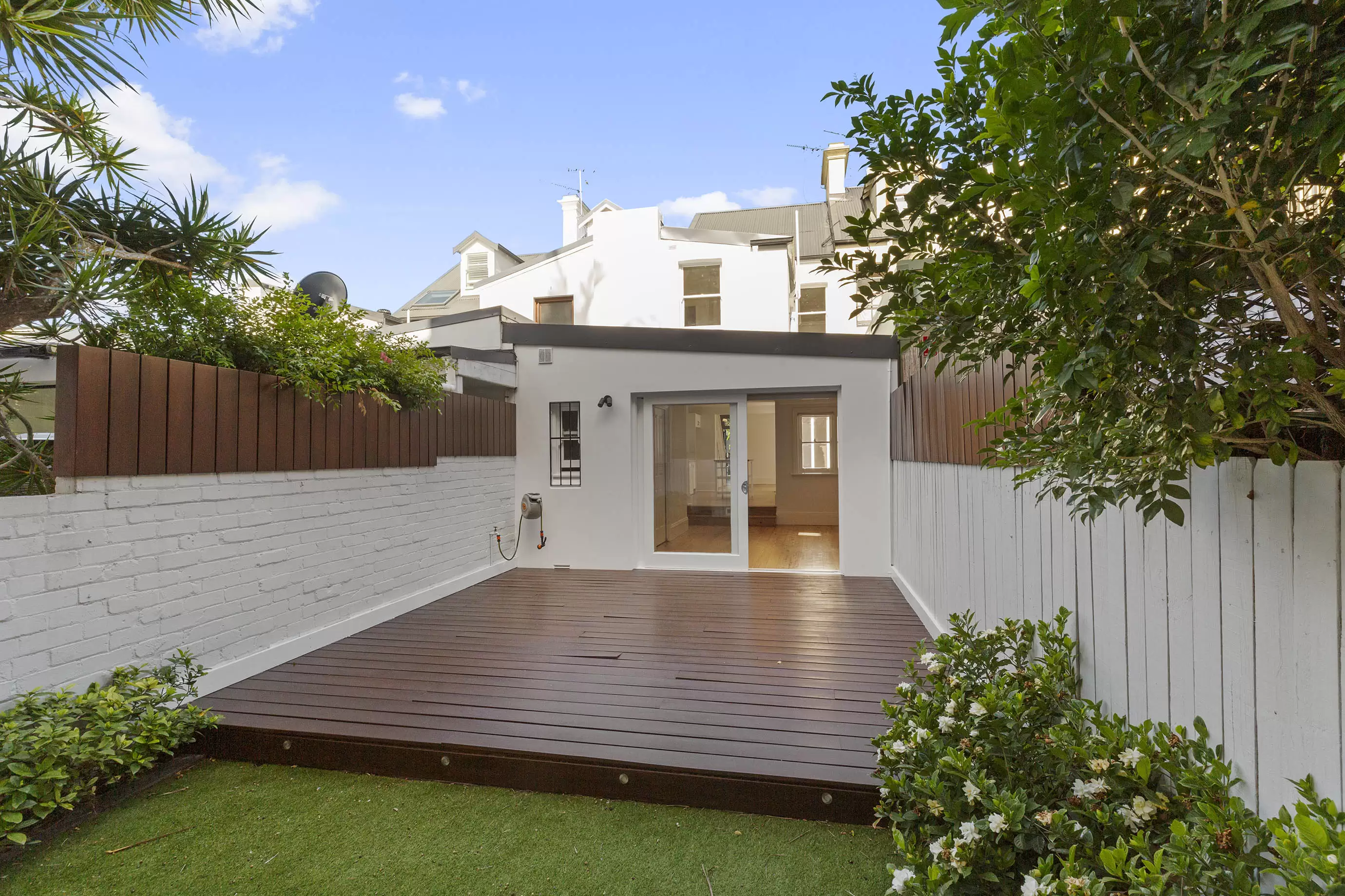 10 Goodhope Street, Paddington Leased by Bradfield Badgerfox - image 1