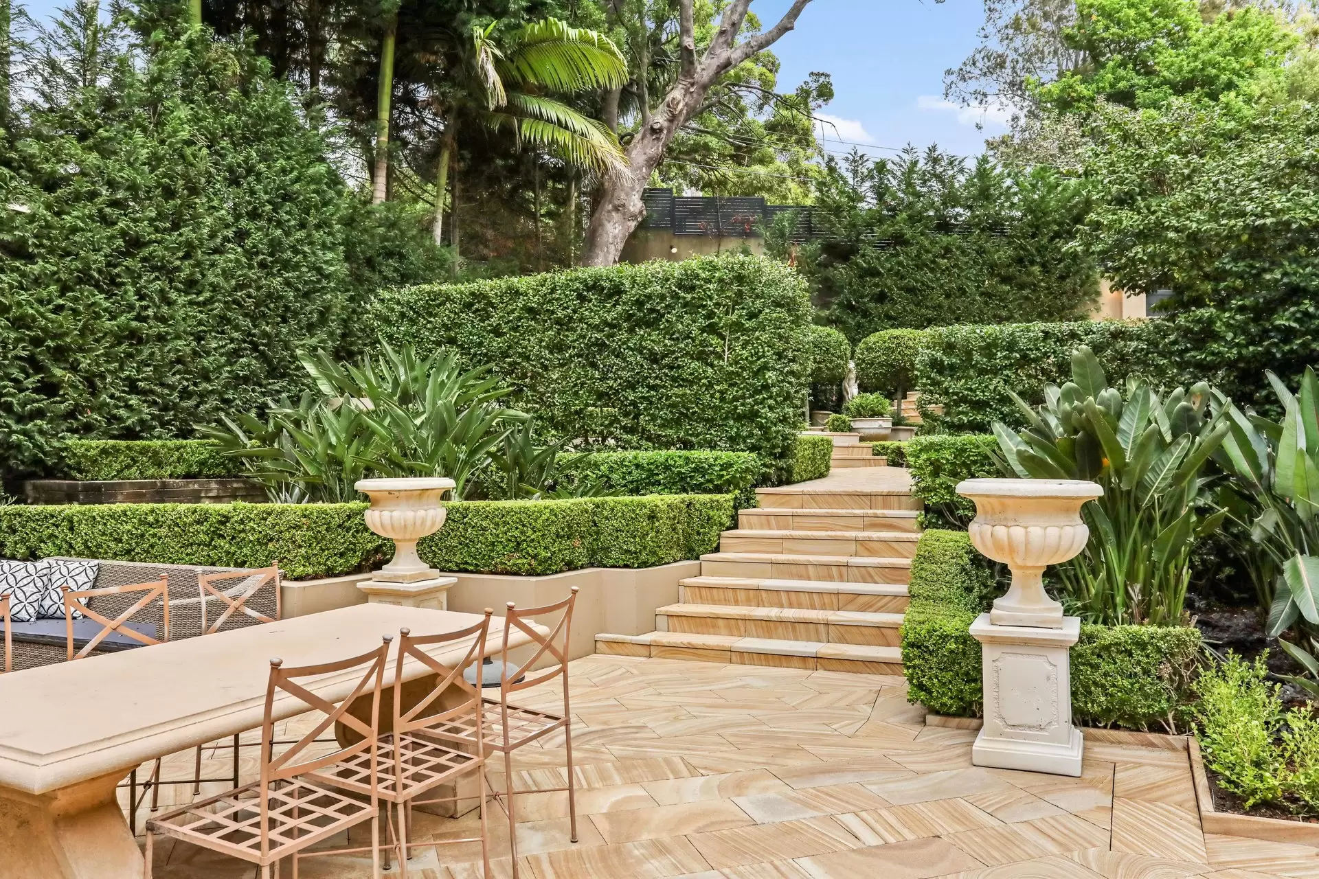 37 Palmerston Street, Vaucluse Sold by Bradfield Badgerfox - image 1