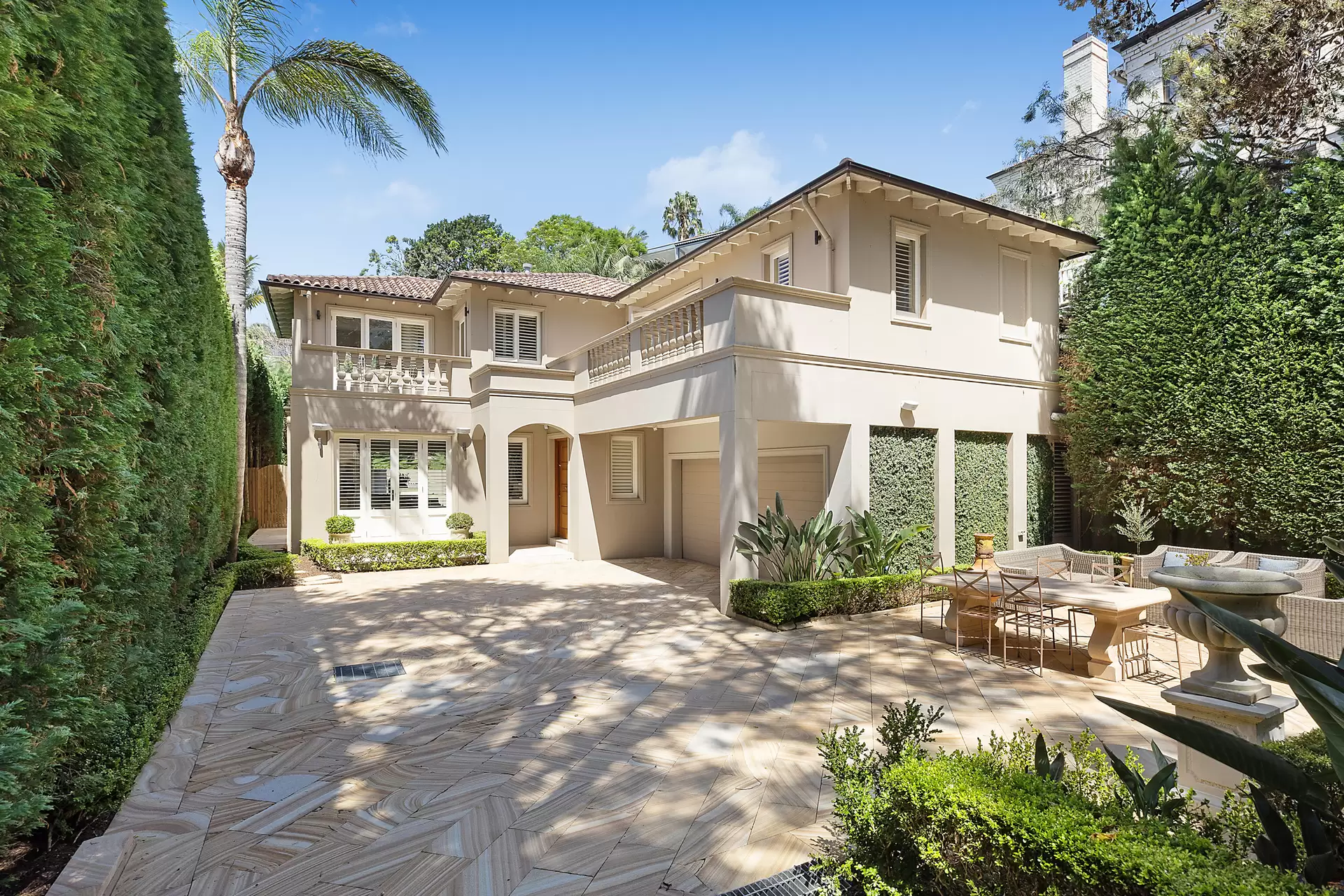 37 Palmerston Street, Vaucluse Sold by Bradfield Badgerfox - image 1