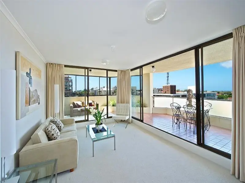 1001/1 Hollywood Avenue, Bondi Junction Sold by Bradfield Badgerfox - image 1